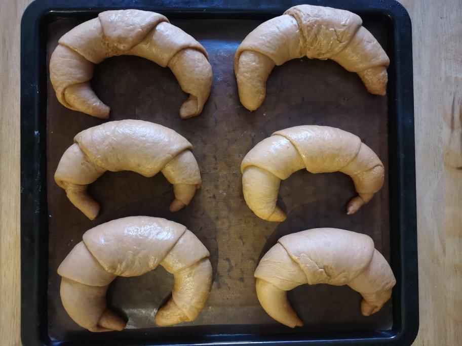 巧克力流心牛角包