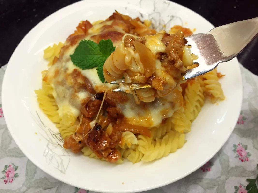 芝士肉酱意粉（面）