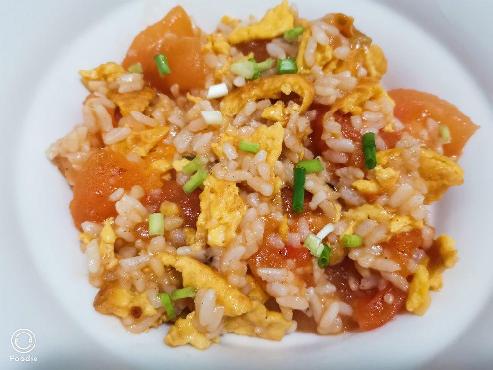 剩米饭这么做❗️连吃三碗都不够🍅番茄鸡蛋烩饭