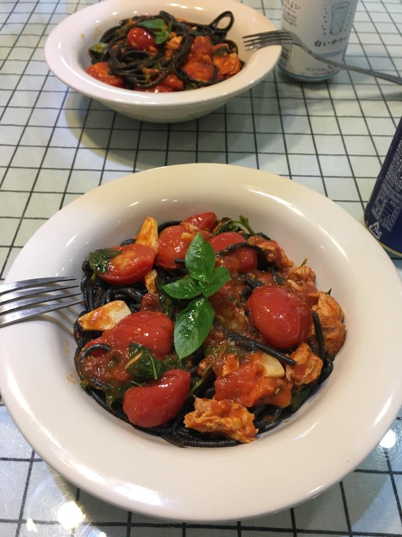 金枪鱼番茄酱意大利面 Spaghetti