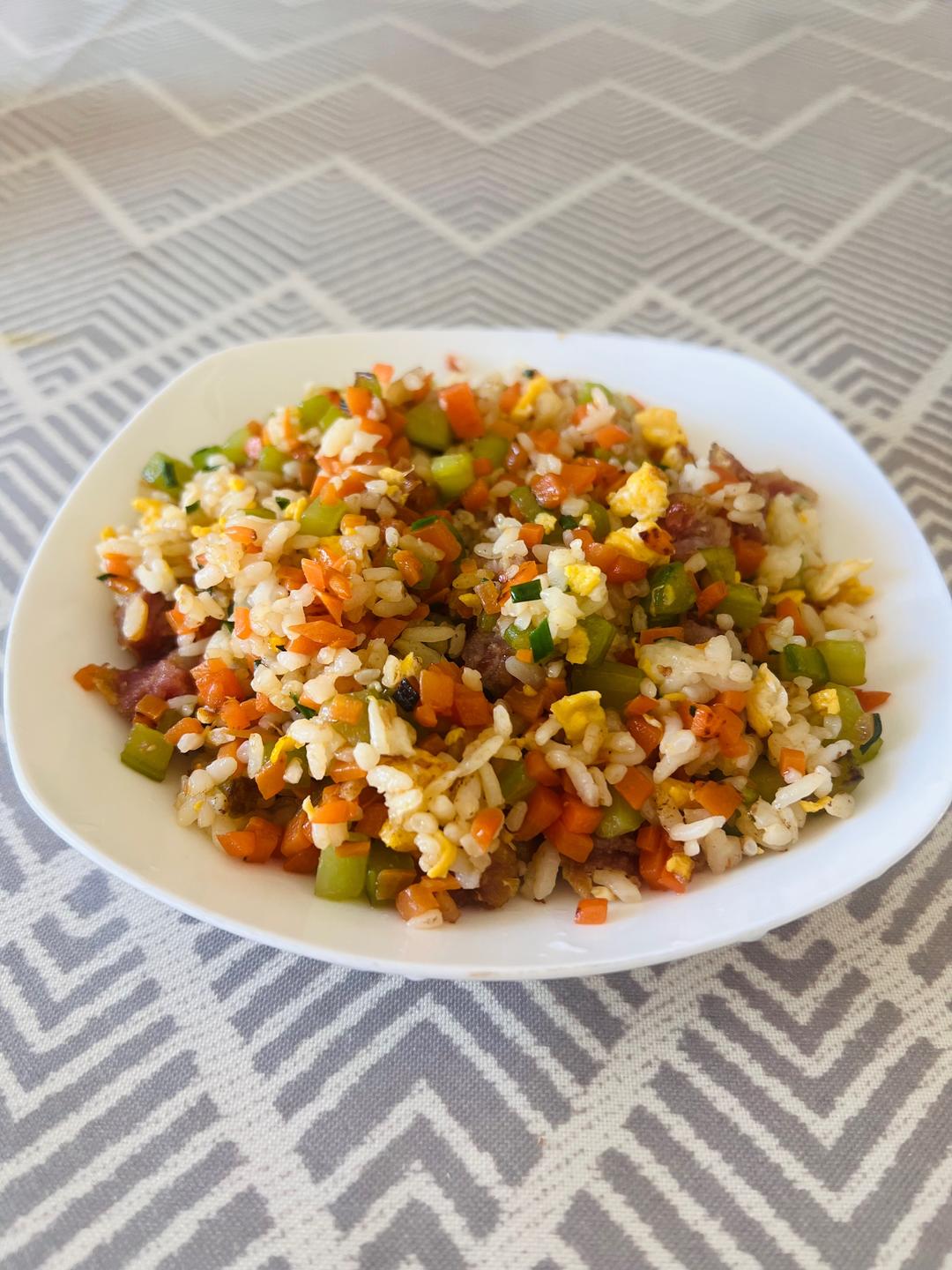 人间至味是清欢——原料简单味道不简单的蛋炒饭