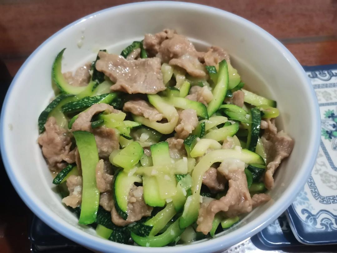 南瓜丝炒肉