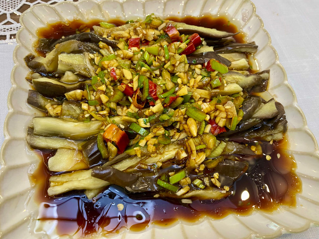 夏天必备可口菜-凉拌茄子🍆