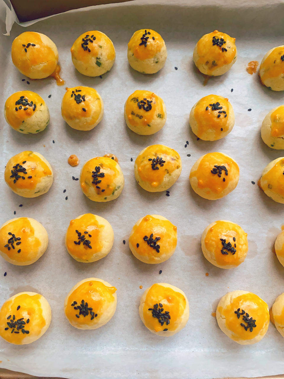 停不下来的香葱一口酥