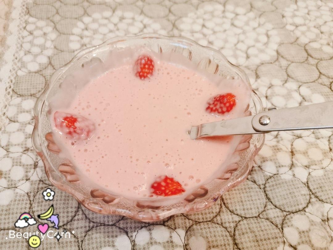 草莓香蕉奶昔