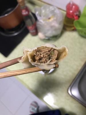 芹菜猪肉饺的做法 步骤8