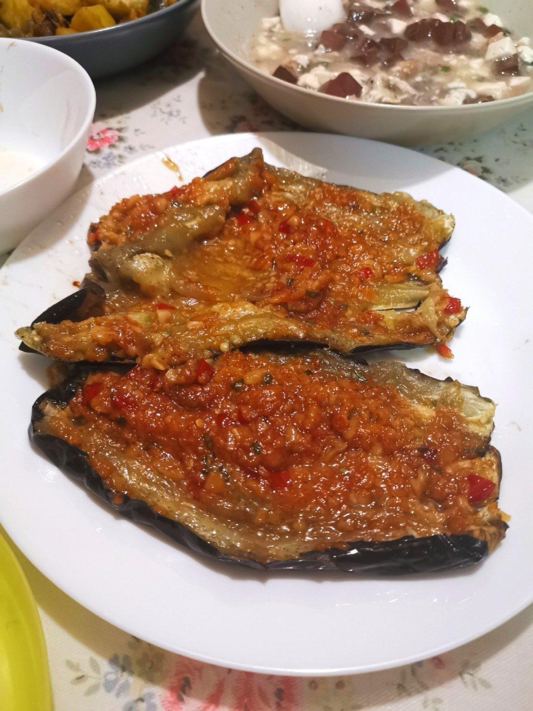 CC招牌菜销魂烤茄子，百吃不厌！