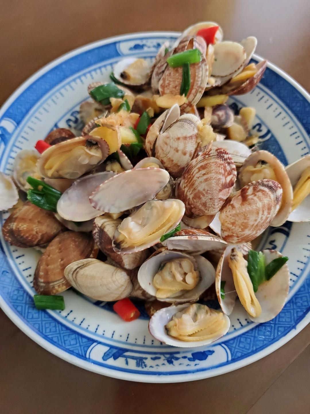 爆炒花甲（保留鲜味，不焯水的做法）