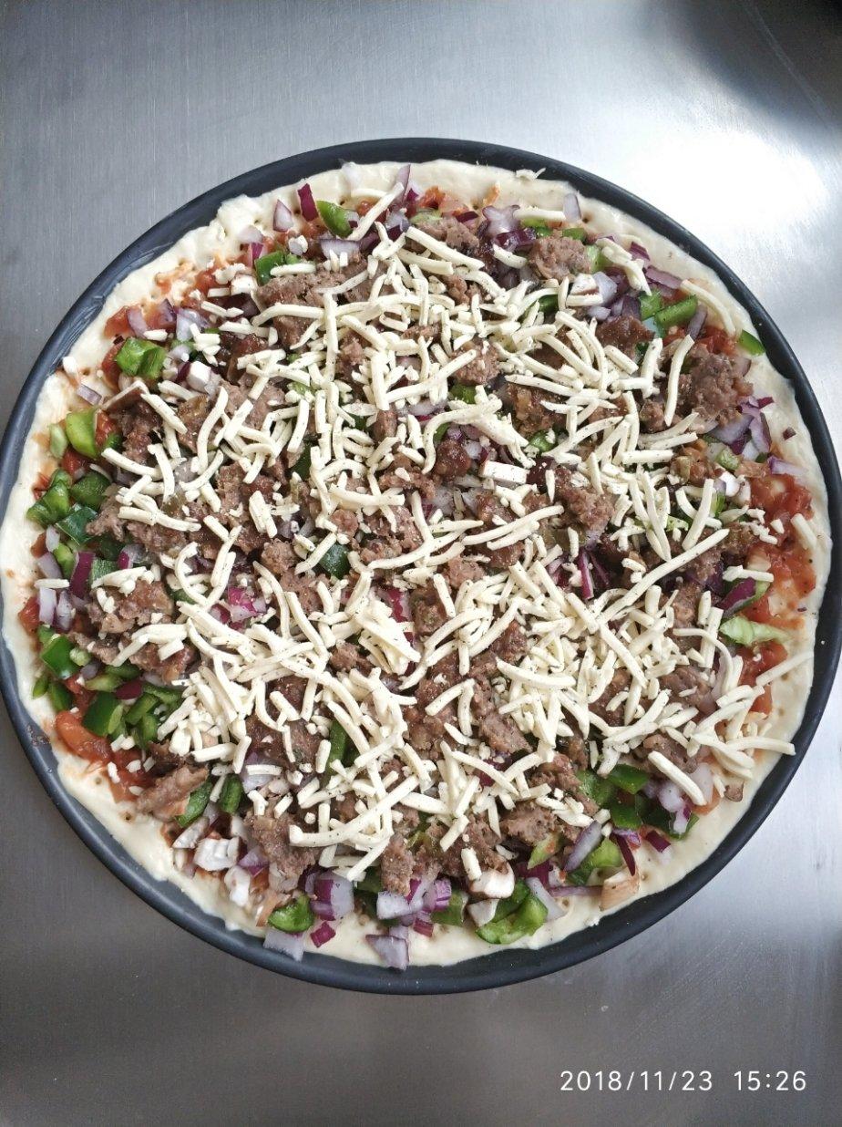 8寸纯手工什锦披萨