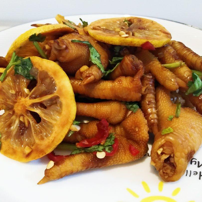 停不下来的秘制凉拌鸡爪