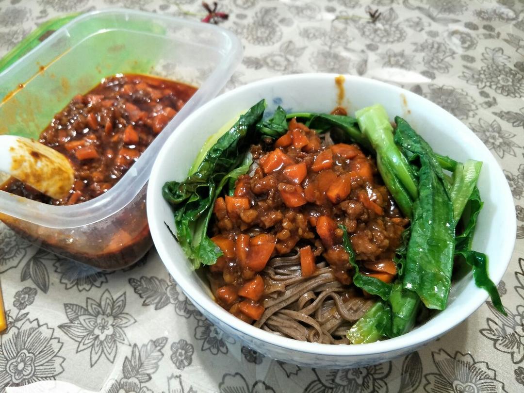 韩式辣酱拌面
