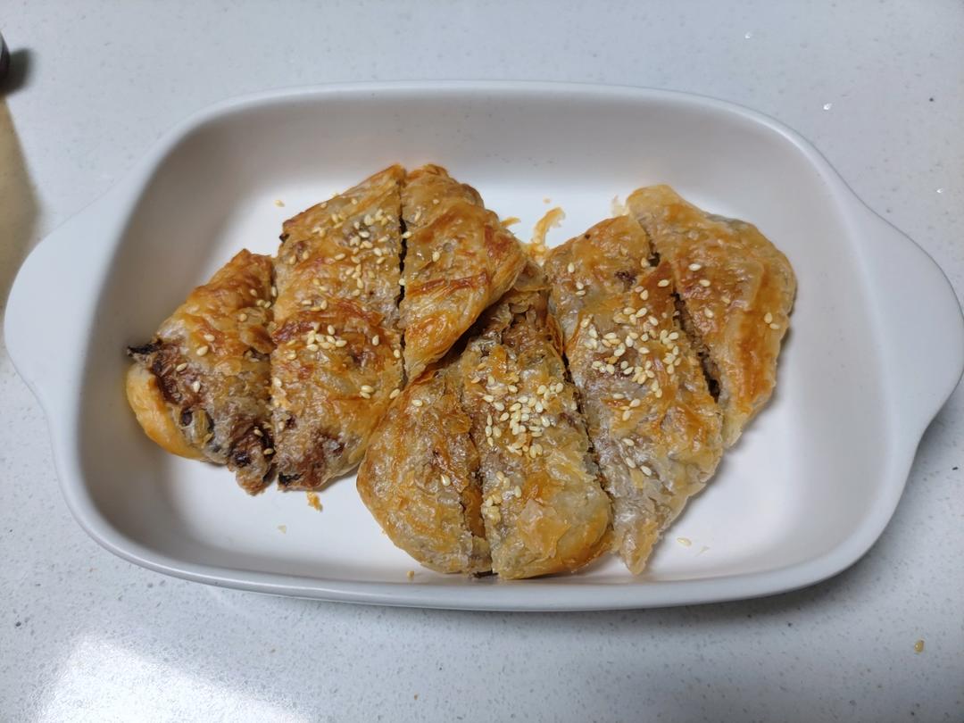 不用和面的快手锅盔，猪肉洋葱锅盔（手抓饼版），酥掉渣超好吃，凉了也不硬