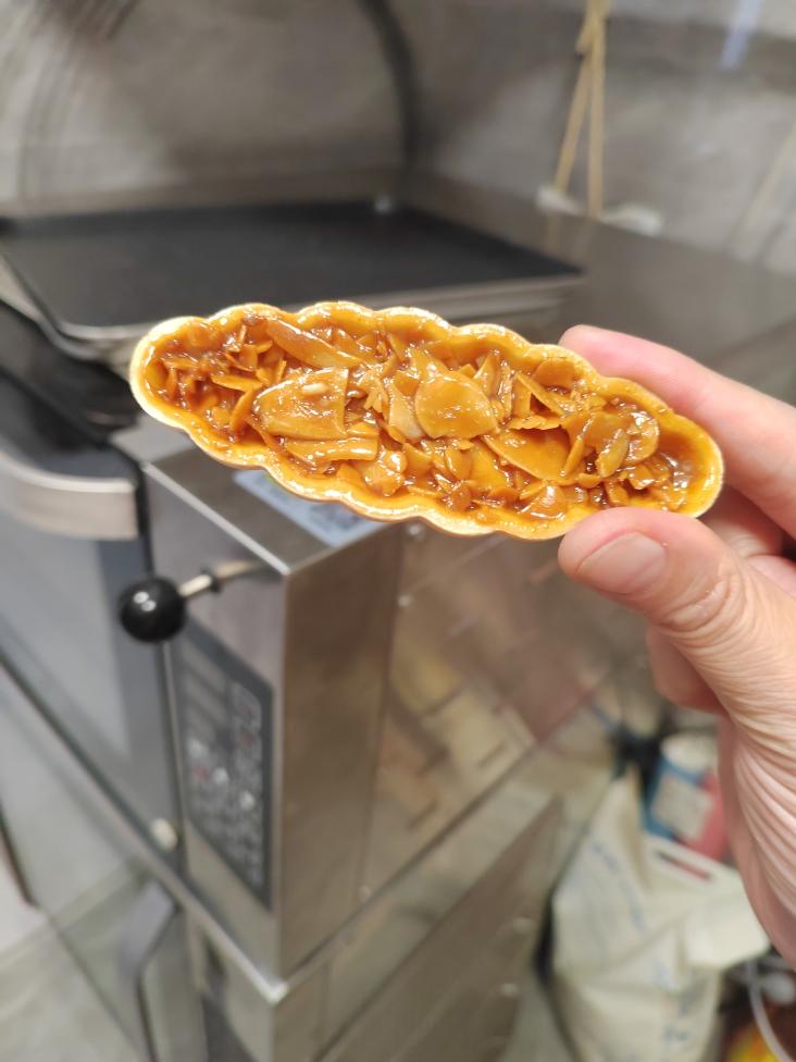 视频🚢一次搞定3种口味｜焦糖坚果糯米船｜不测温，不冷冻｜低糖｜简单｜0难度