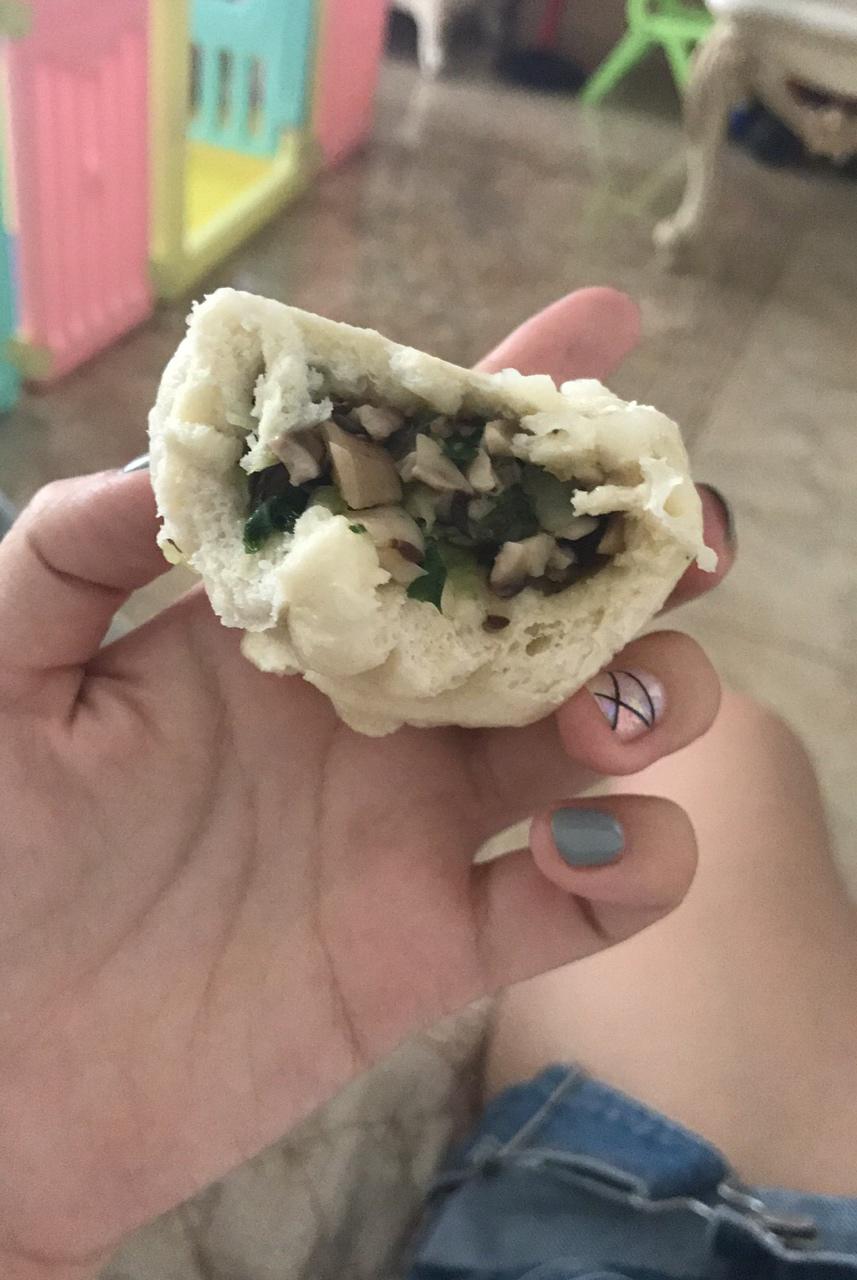 油菜香菇菜包