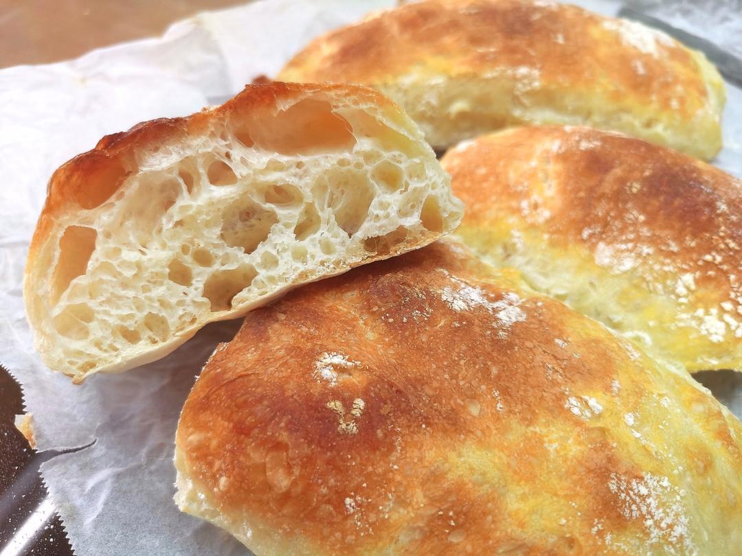 不用揉面的面包~意大利恰巴塔