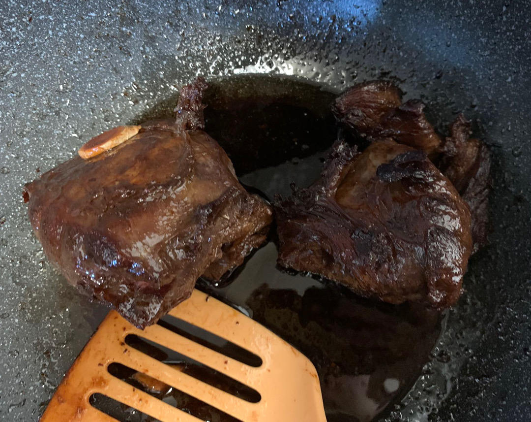 卤牛肉
