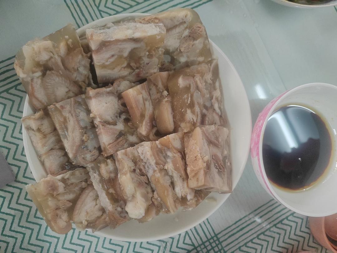 堂妈教你做年夜饭必吃———猪蹄冻