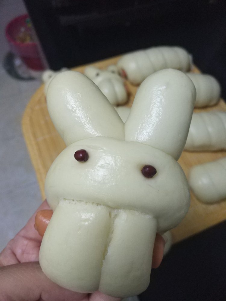 香肠兔子馒头卷