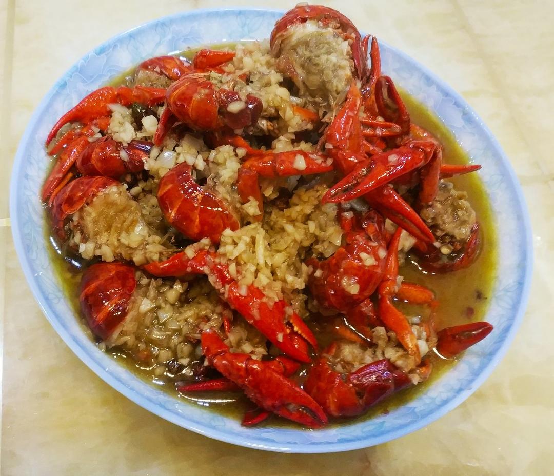 橘丽丝的蒜蓉小龙虾