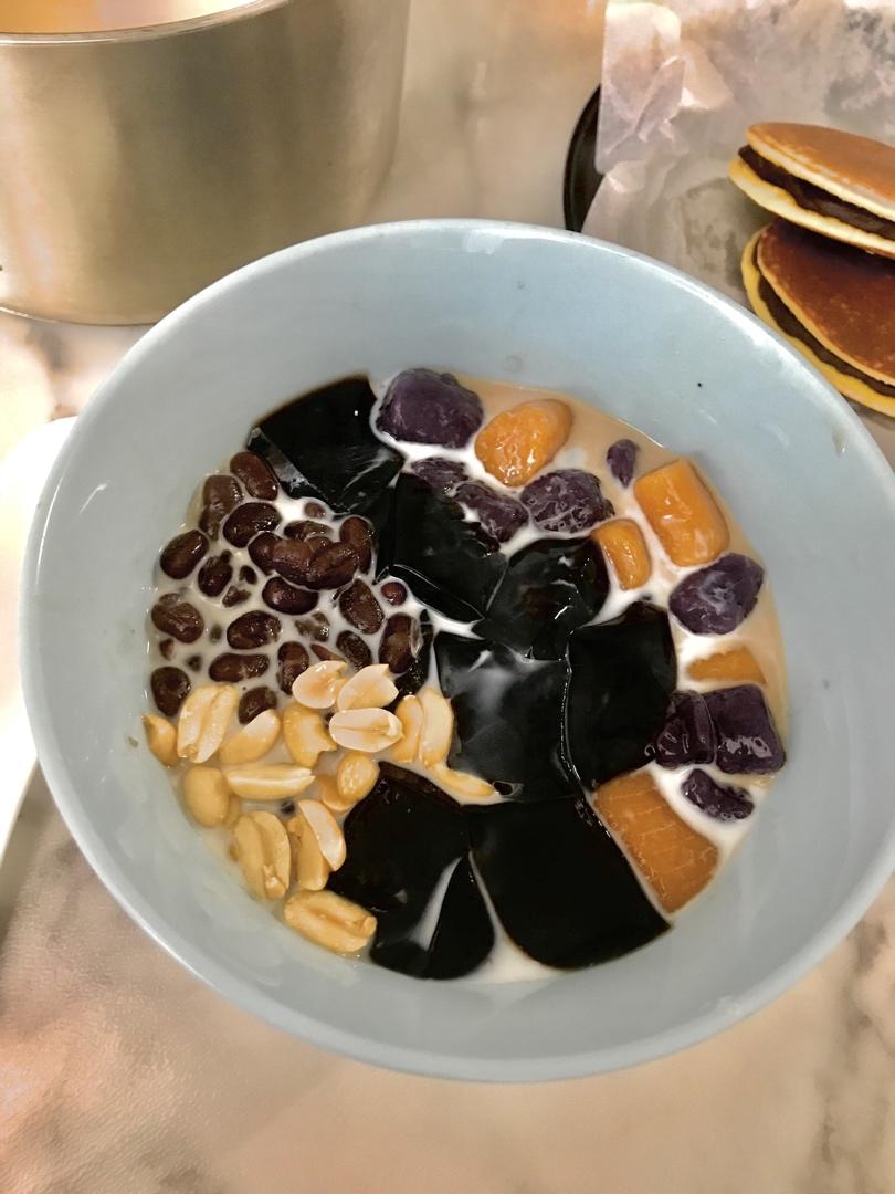 椰浆红豆芋圆烧仙草