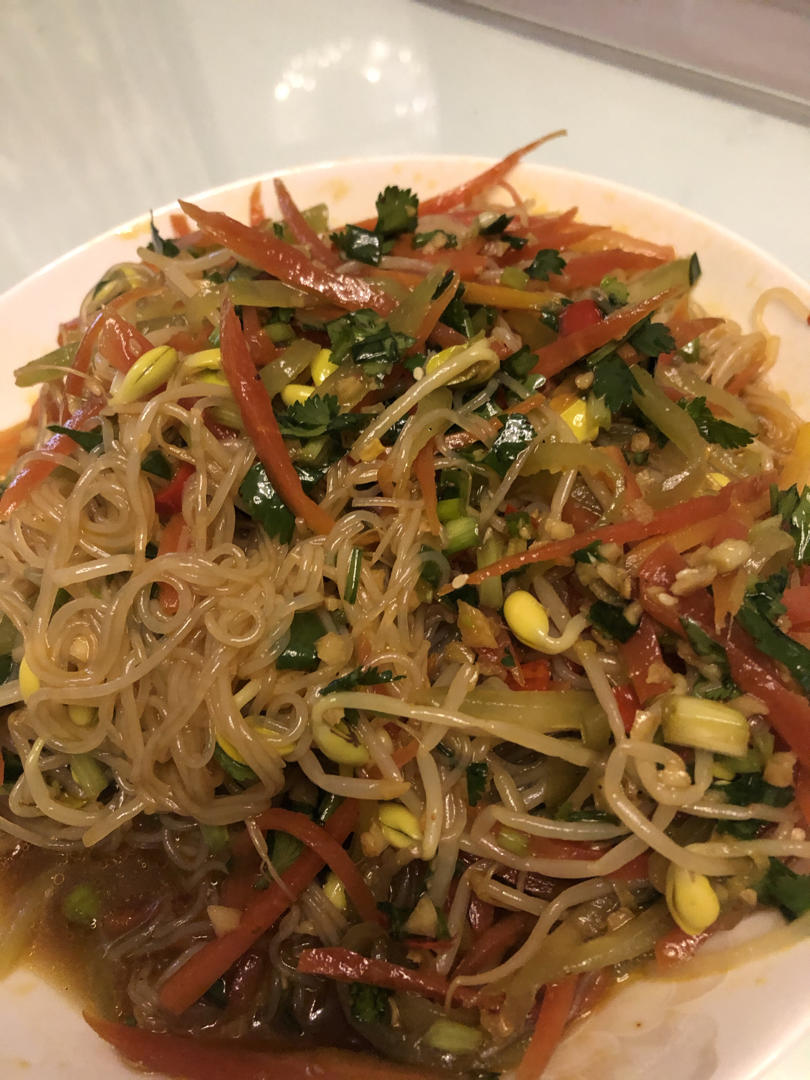 夏日开胃必备菜品之凉拌三丝（好吃到连盘子也不能放过）