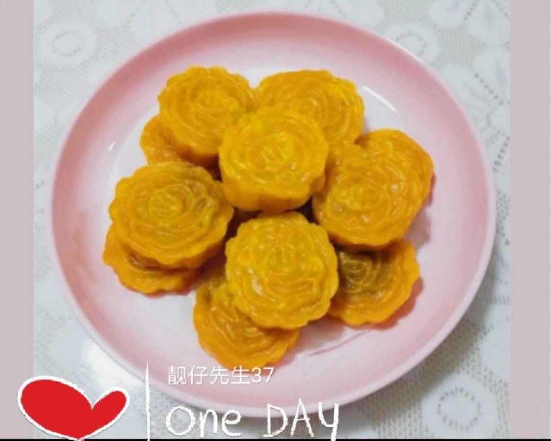 奶香黄金南瓜糕🎃（糯米南瓜豆沙糕）—Q弹软糯甜香😄简单快手的做法