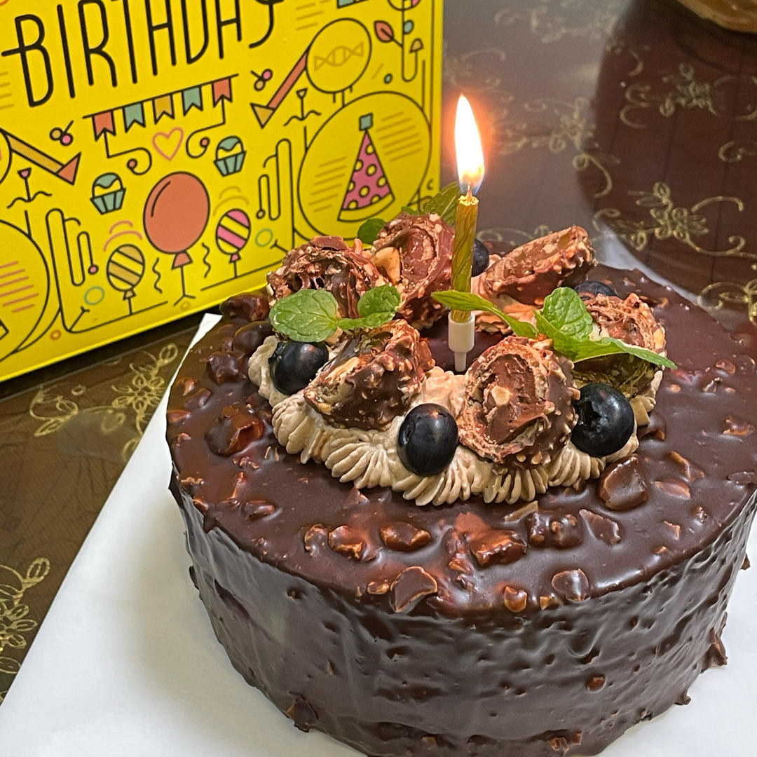 梦龙脆皮巧克力蛋糕