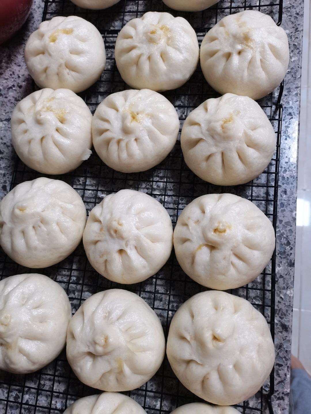 神仙配方肉包子     6个左右