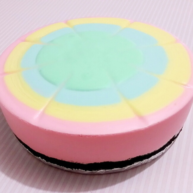彩虹慕斯蛋糕