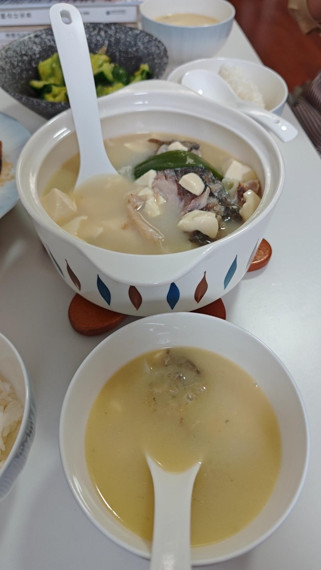 奶白鲫鱼豆腐汤|一条鱼最后的温柔