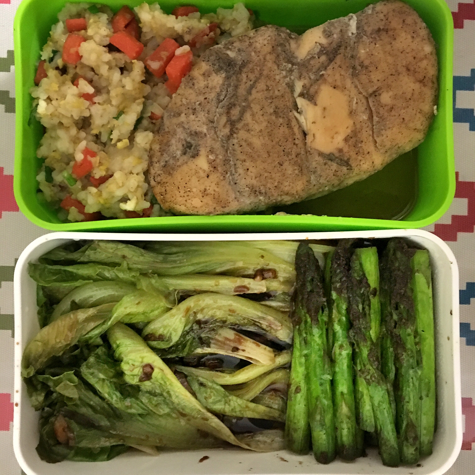 橄榄油黑椒芦笋