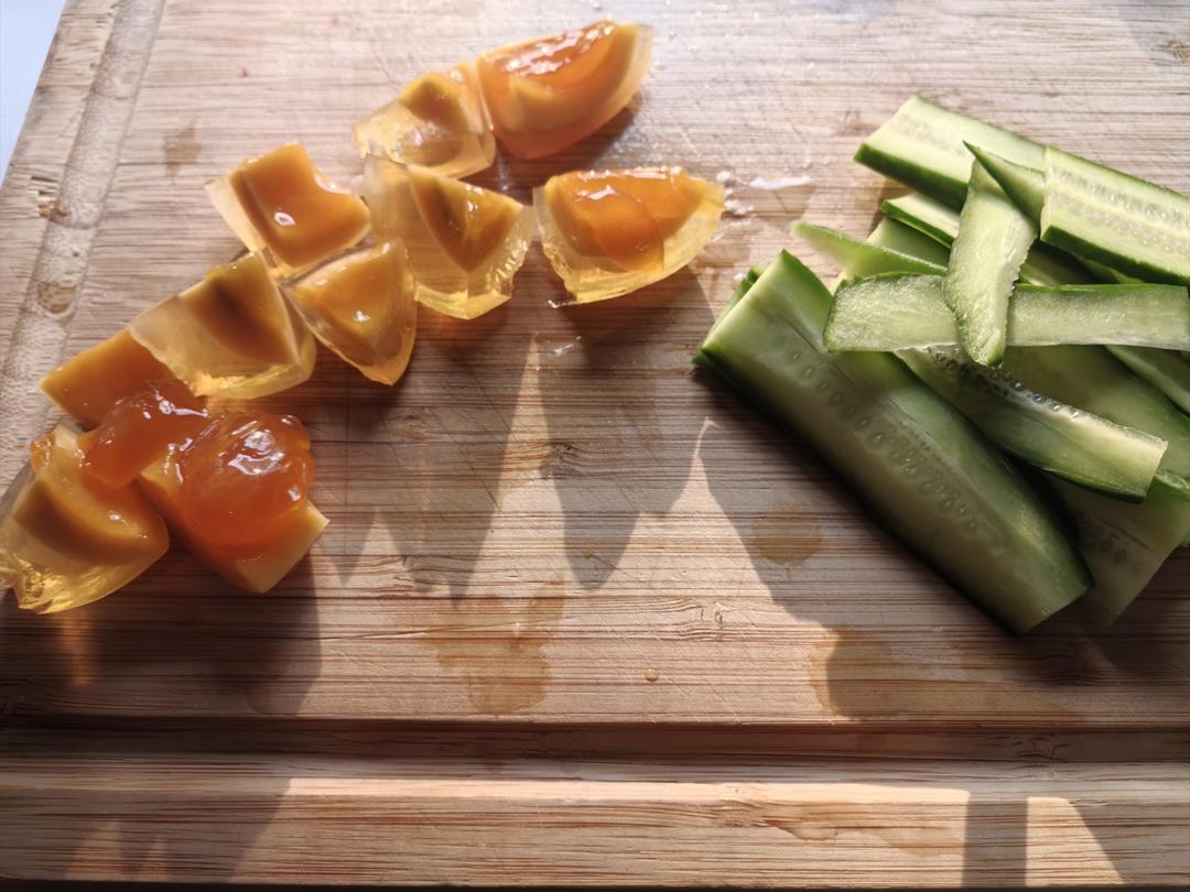 皮蛋黄瓜汤 超级美味