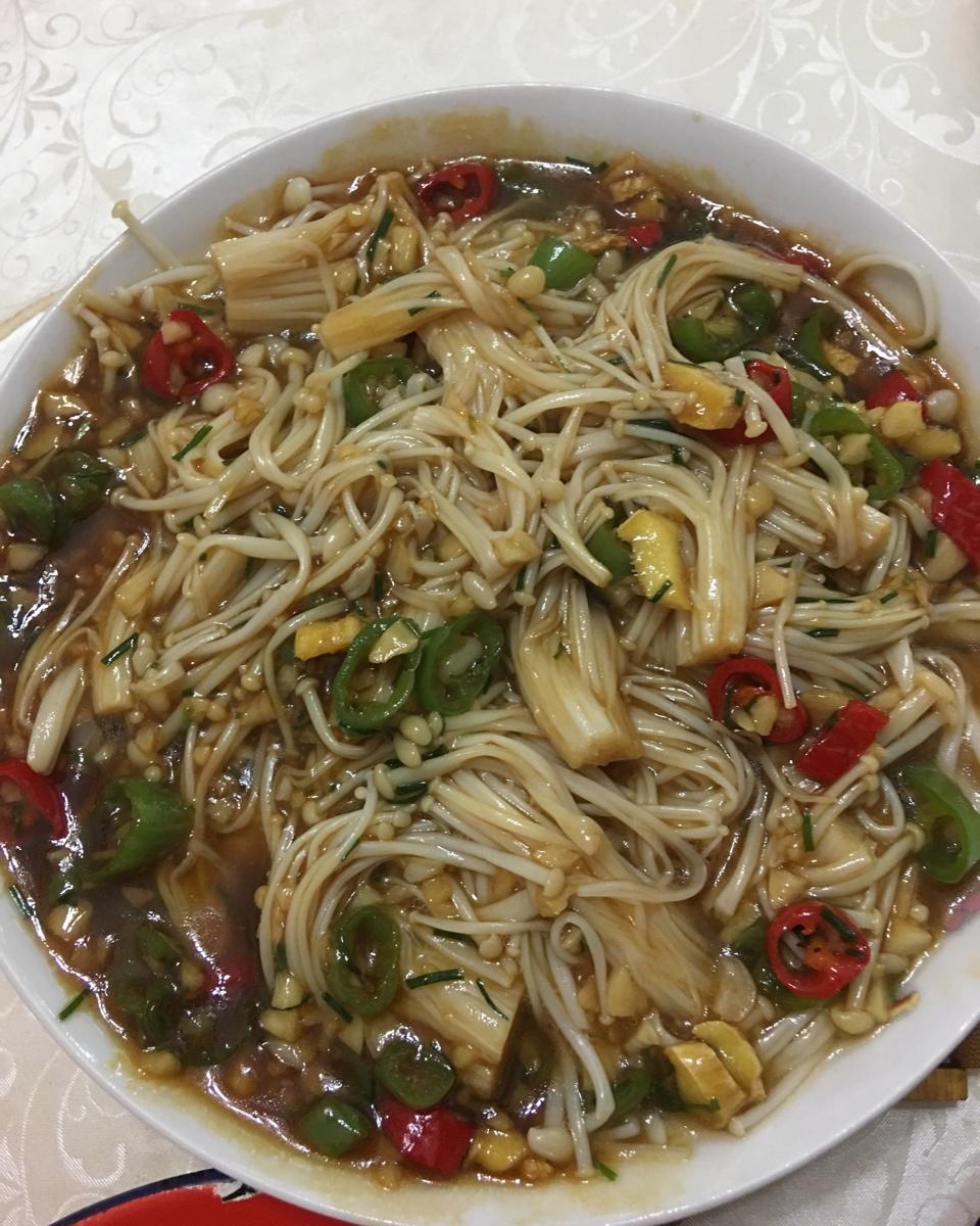 低脂低卡的凉拌金针菇