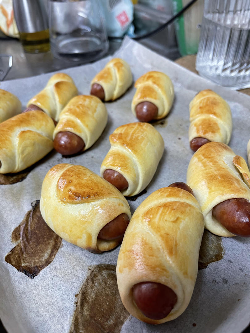 Happy520!  蒜香火腿肠面包（小热狗）给无肉不欢的你～孙小美的手作