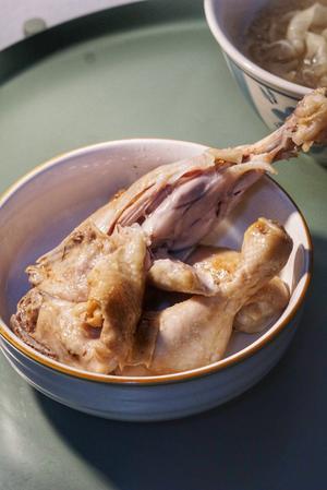 电饭锅版｜超简单多汁的盐焗鸡腿的做法 步骤5