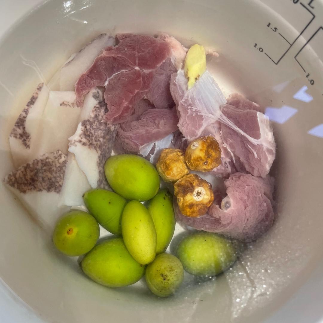 青榄响螺片汤的做法