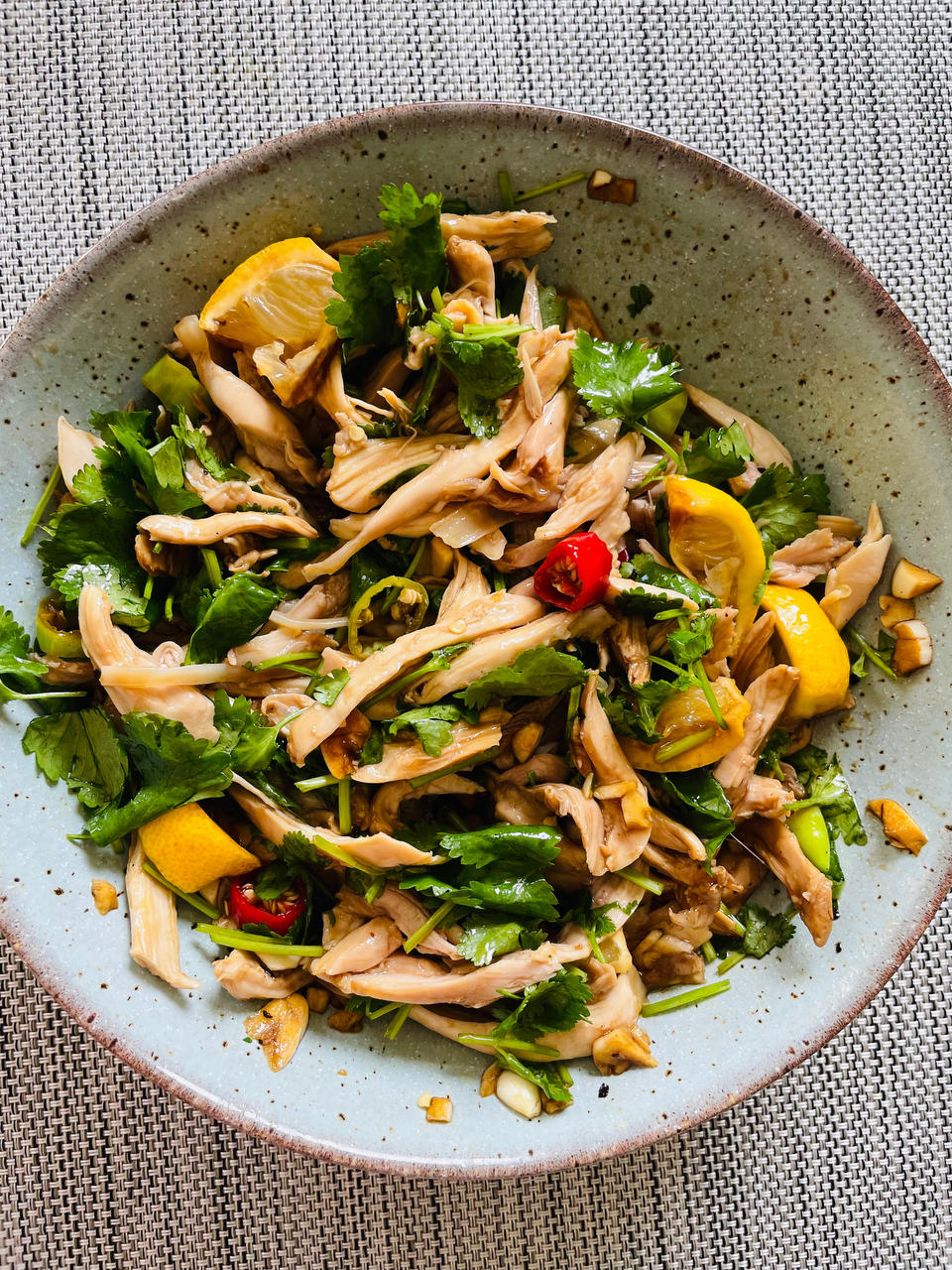 柠檬手撕鸡，酸爽过瘾，专治夏天没胃口！