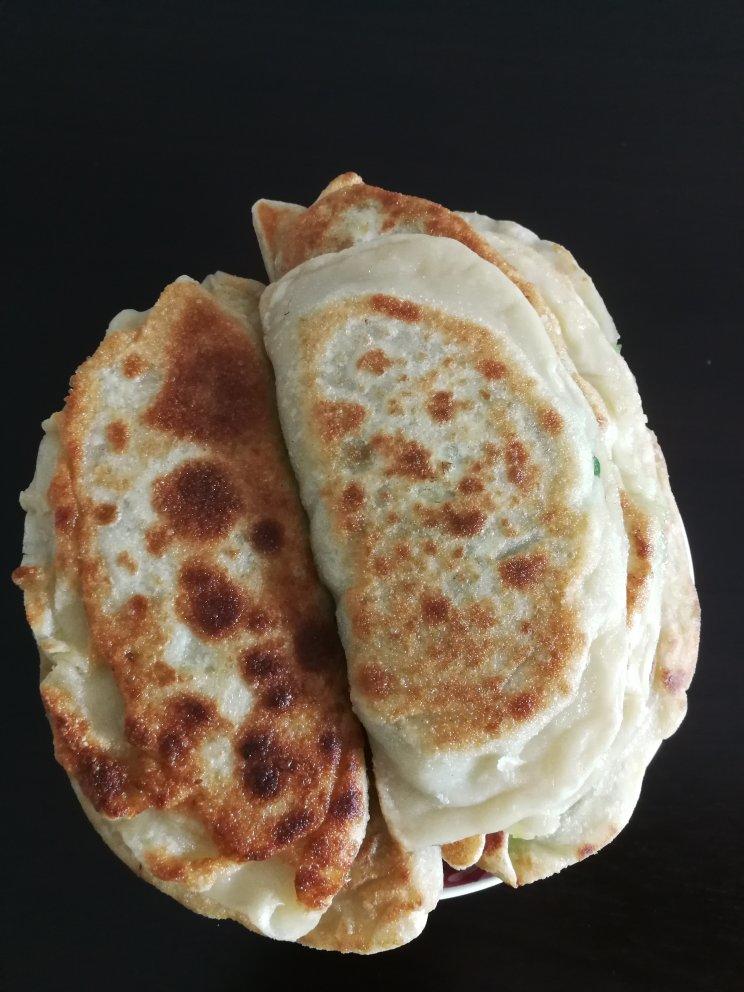 韭菜盒子 Chinese Leek and Egg Pasty