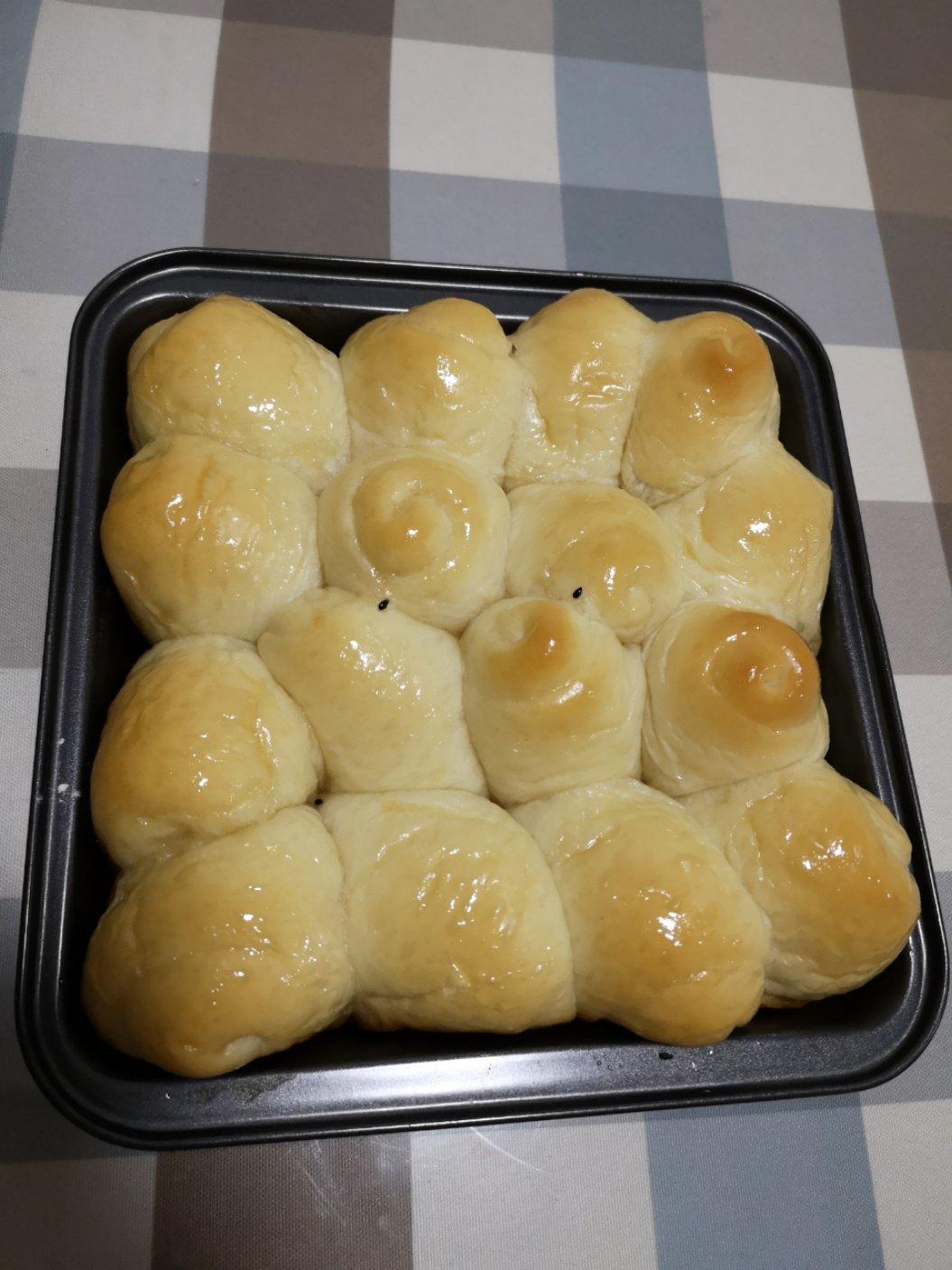 脆底蜂蜜小面包