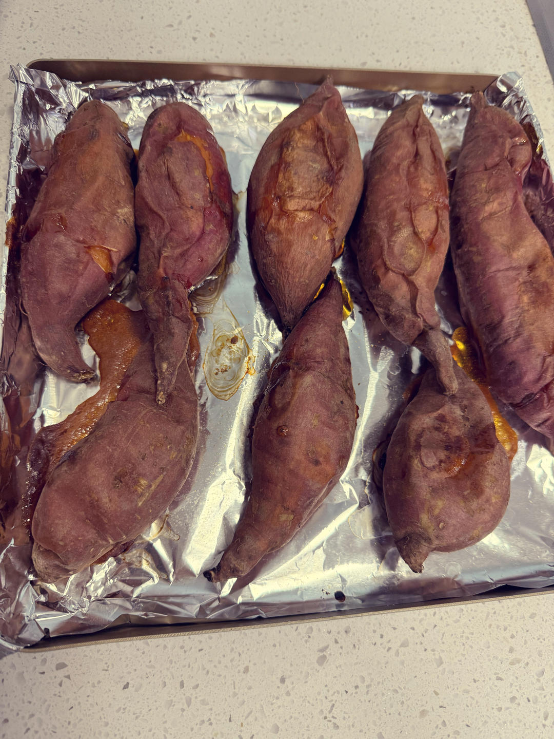 空气炸锅烤红薯(超级简单)