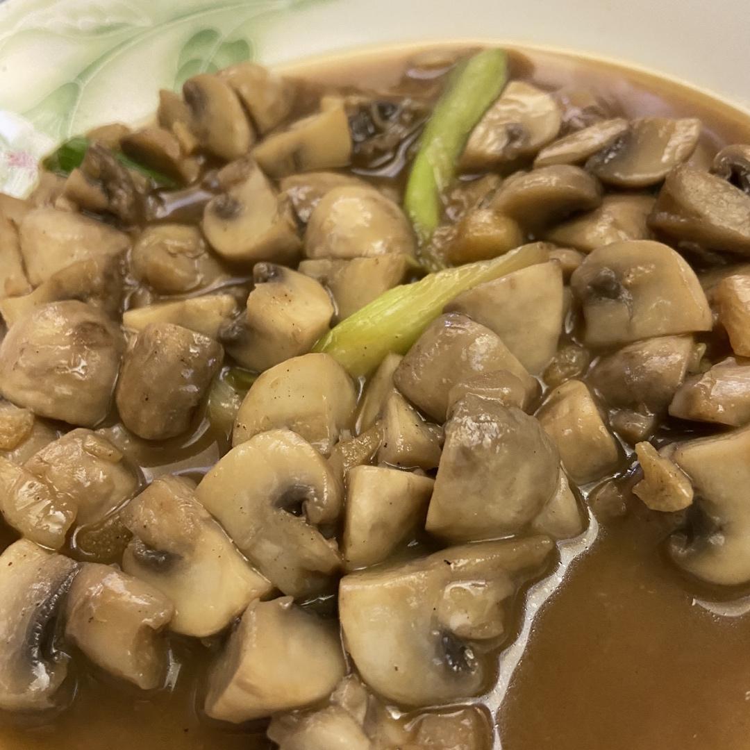 黄油炒口蘑