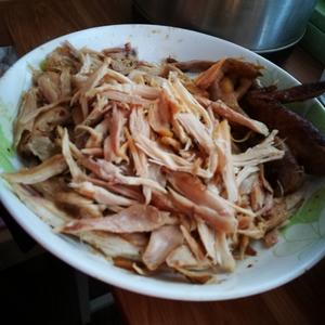半个小时超快手的电饭锅焖鸡（减脂也能吃）的做法 步骤5