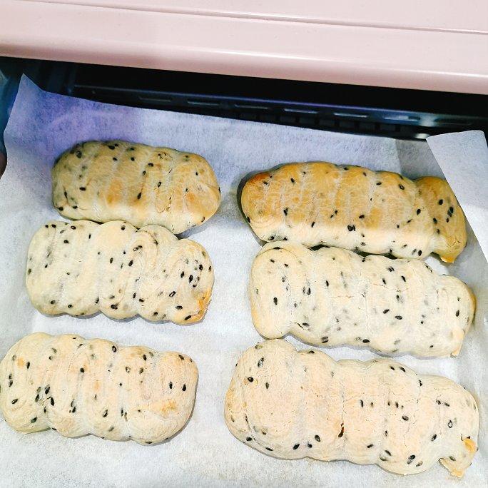 外香里糯❗️酸甜可口的麻薯条烤一盘都不够吃～