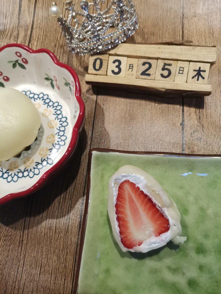 免烤箱❗️香甜软糯❗️一次成功的草莓雪媚娘🍓