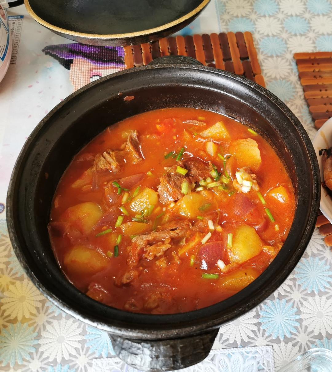 番茄土豆炖牛腩