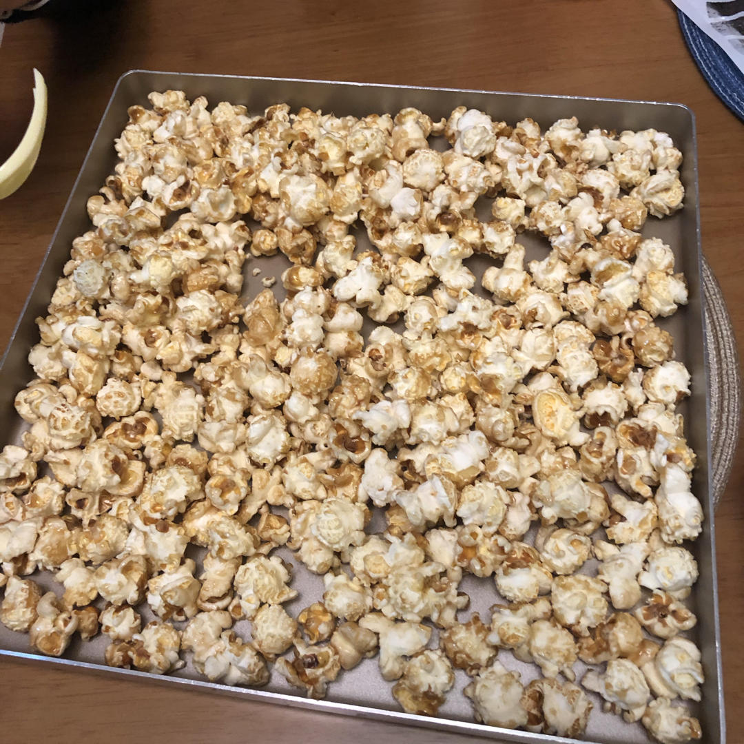 爆米花来了！！！超级简单易上手的焦糖/巧克力爆米花