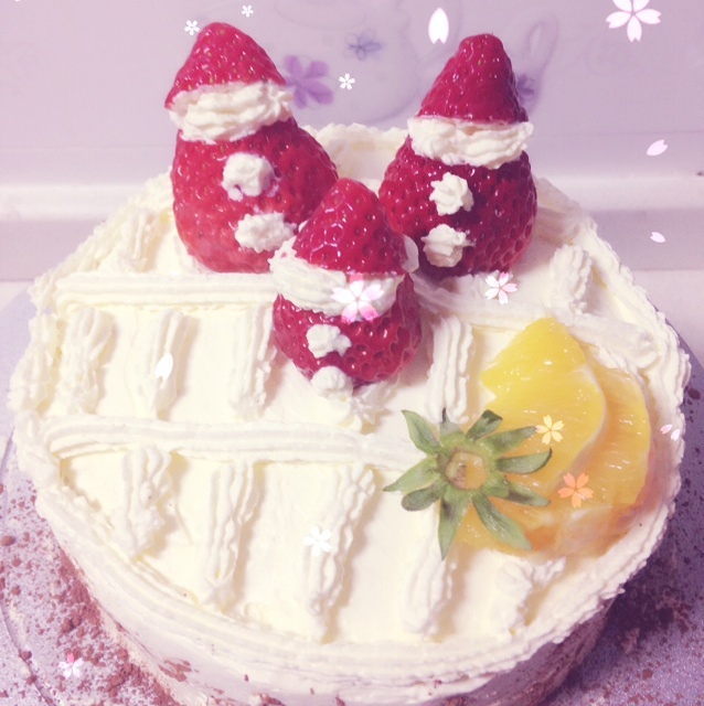 草莓一家生日蛋糕