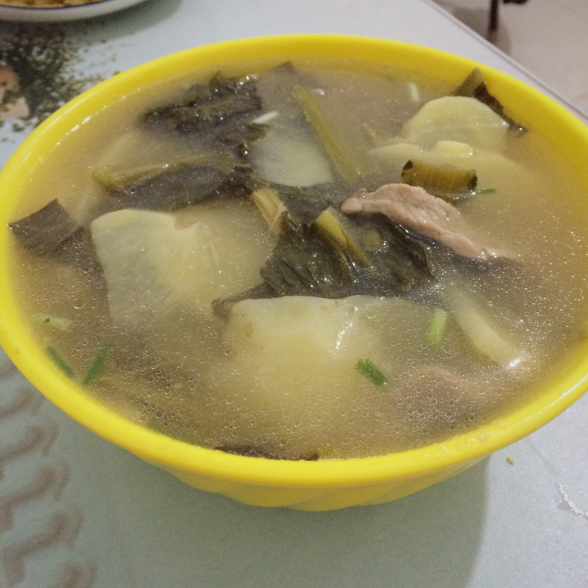 酸菜土豆片汤