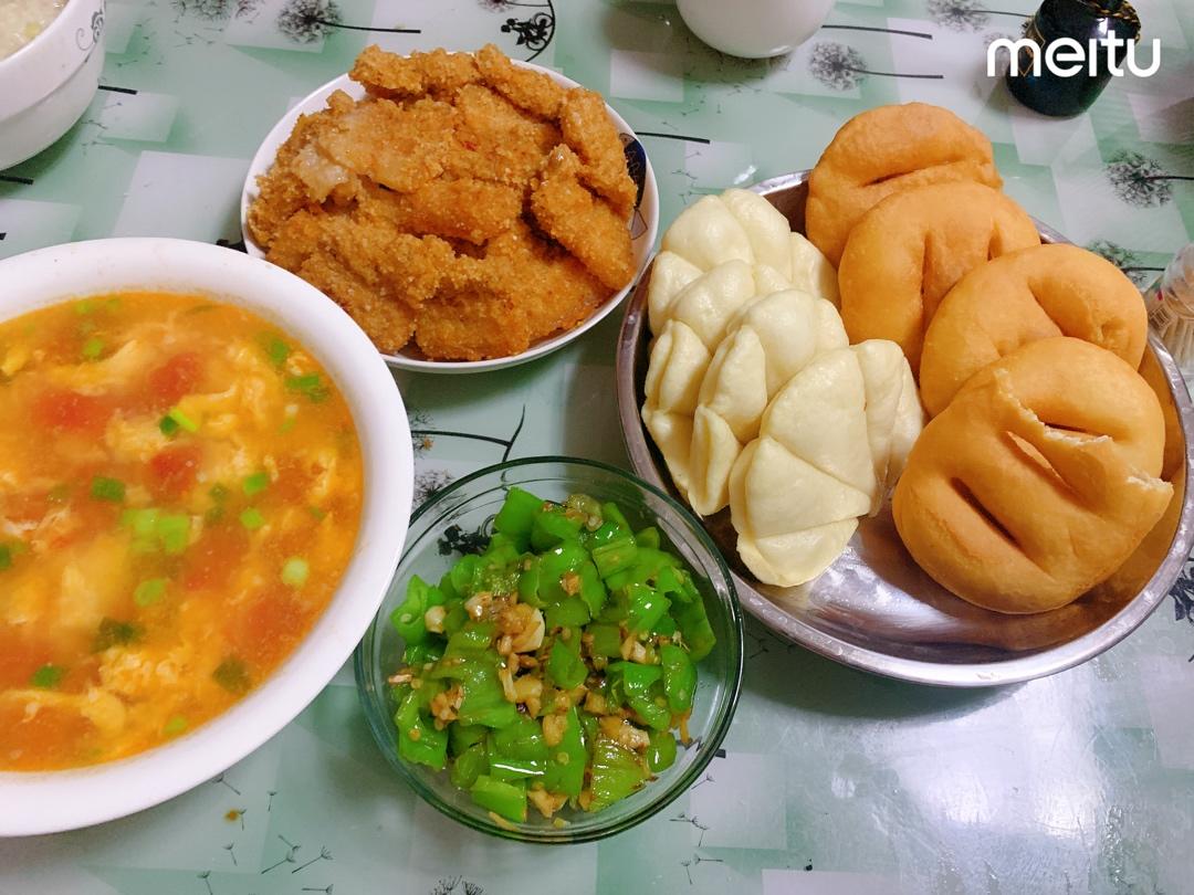 早上只用10分钟就做好的懒人版炸油饼（附送糖油饼和面方法）