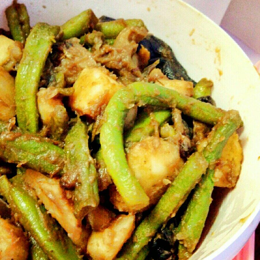 土豆茄子炖豆角